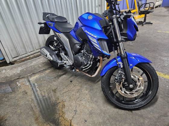 YAMAHA FZ25 FAZER ABS 